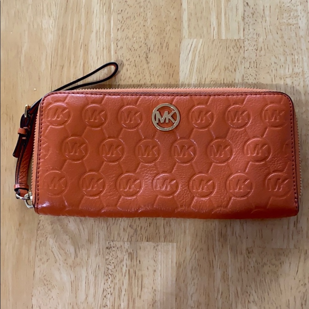 Michael Kors orange wallet wristlet clutch